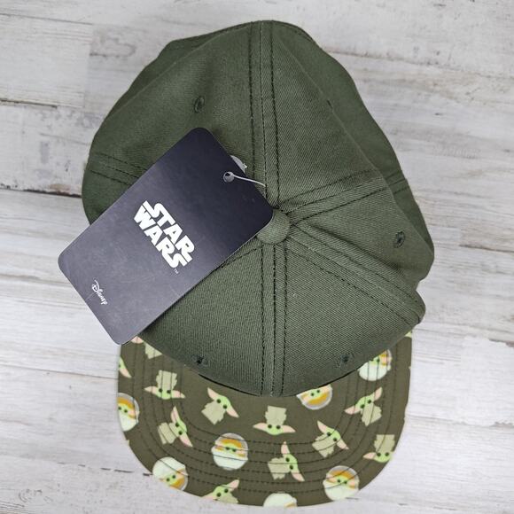 STAR WARS Officially Licensed Mandalorian Baby Yoda Snapback Hat Cap UNISEX NWT - Picture 3 of 6